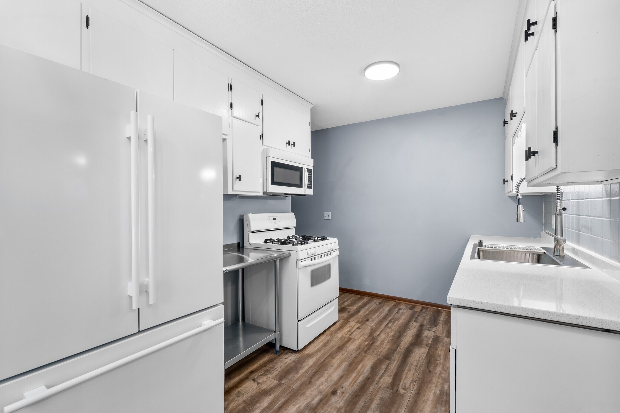 Building Photo - 4442 Vera Cruz Ave N