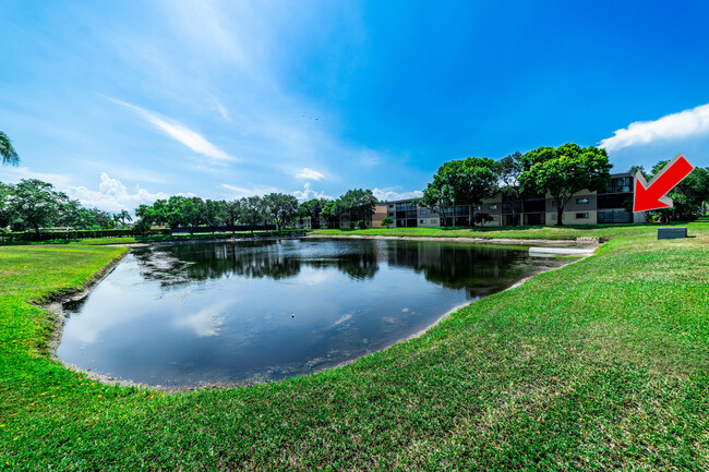 Building Photo - 15324 Lakes of Delray Blvd