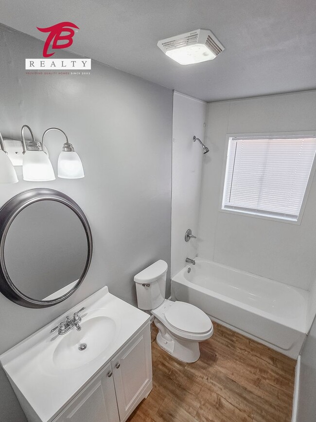 Building Photo - 7101 NW 20th St