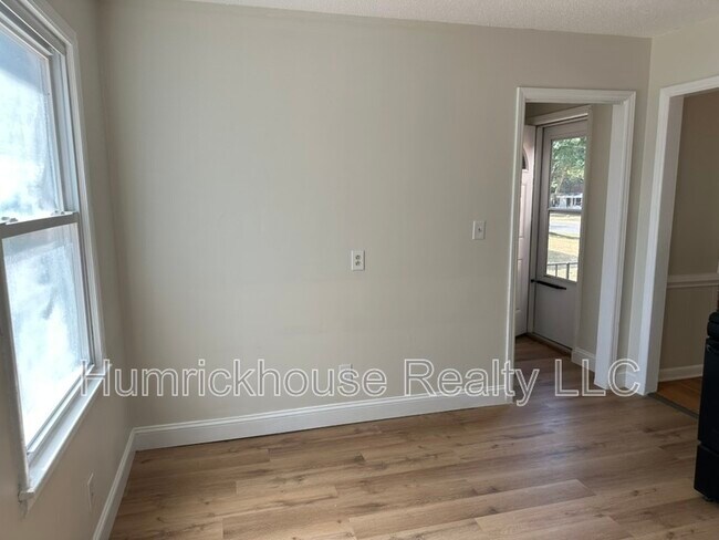 Building Photo - 1554 Rolling Meadow Ln