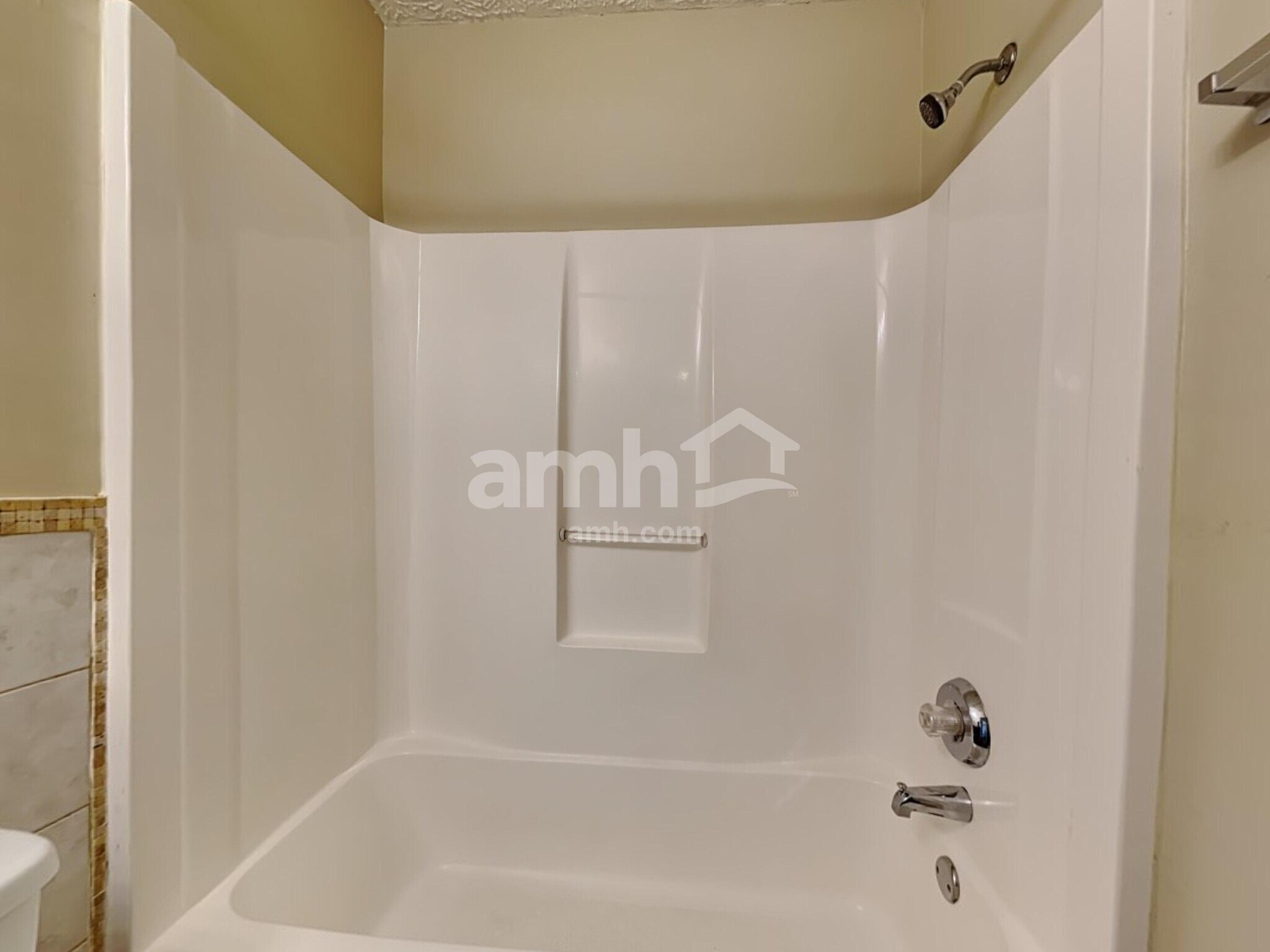 Building Photo - 1028 Pepper Cir NW