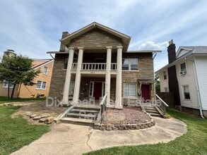 Building Photo - 401 Stanley St