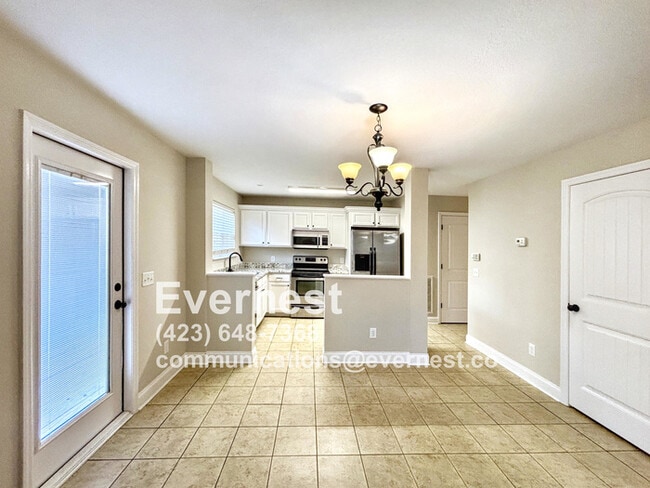 Building Photo - 7145 Tyner Rd
