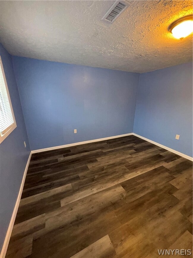 Building Photo - 1312 Ontario Ave