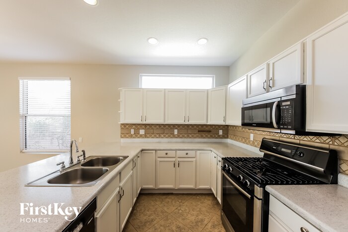 Building Photo - 3453 W Desert Bend Loop