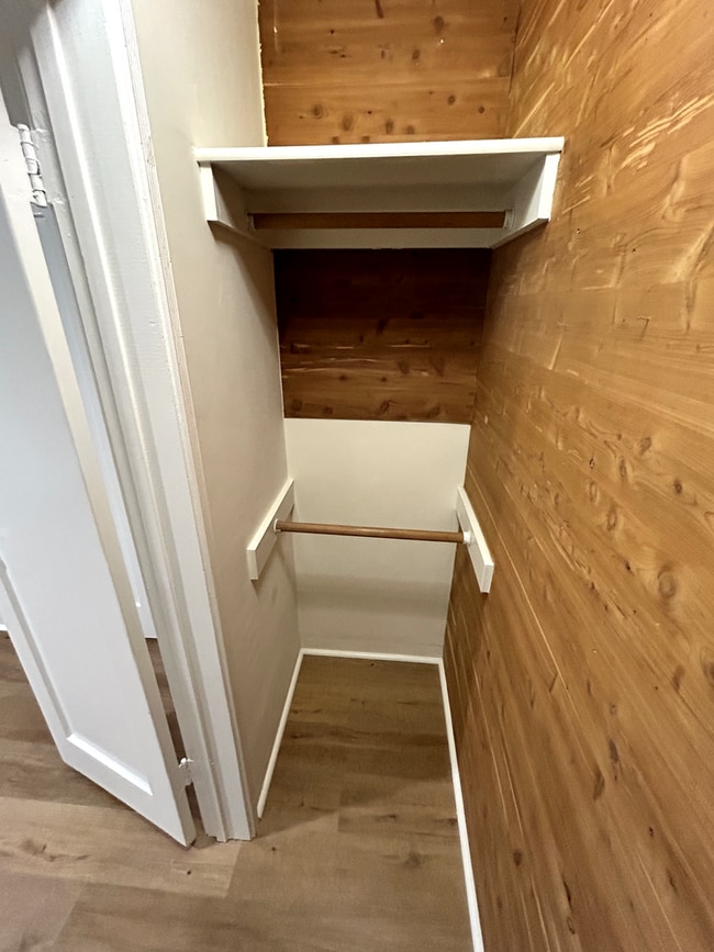 Building Photo - Charming 1 Bedroom House in Venice with Patio and W& D in unit !!! All Utilities Included !!!