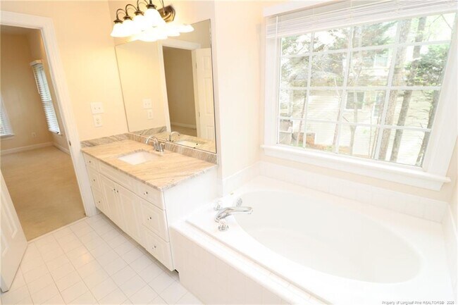 Building Photo - 5445 Brushy Meadows Dr