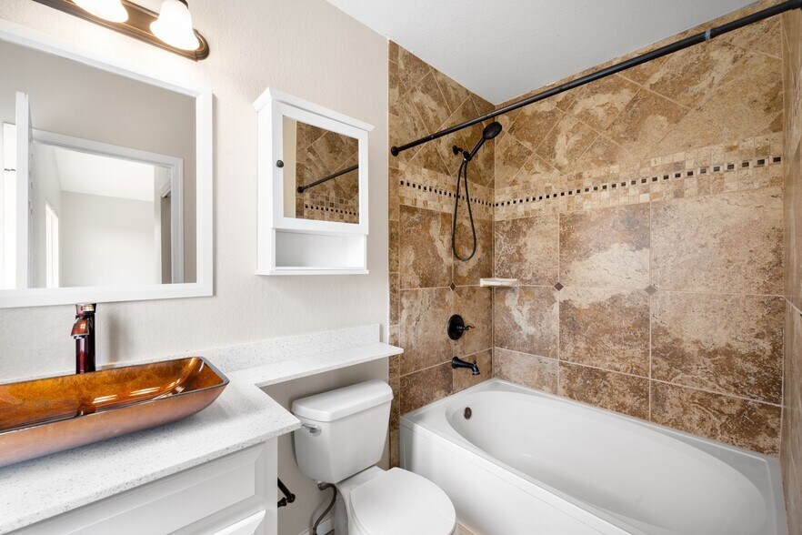 Building Photo - 6478 Silver Mesa Dr