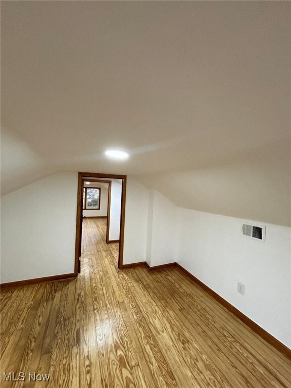 Building Photo - 194 E Baird Ave