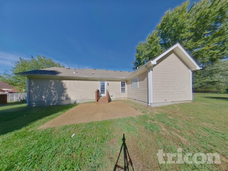 Building Photo - 2905 Haddox Pl