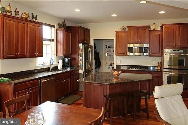 Building Photo - 3037 Moore Ln