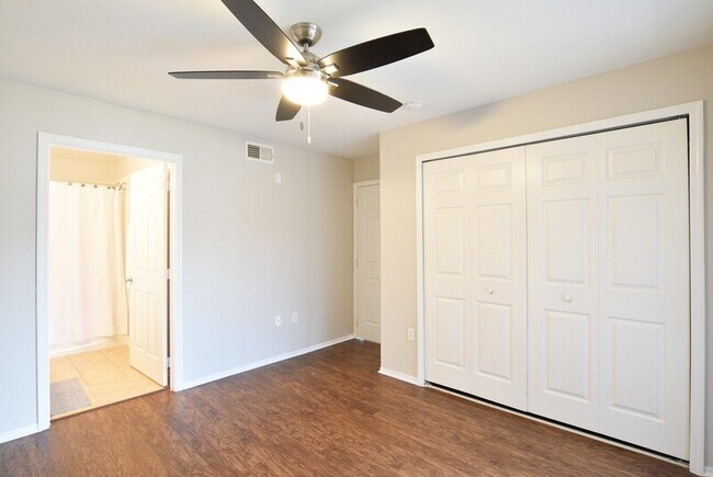 Building Photo - 170 Laterino Ct