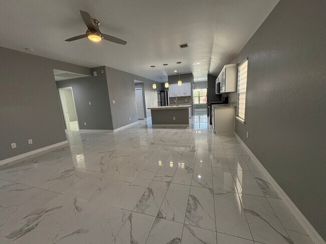 Building Photo - 21007 Whitehaven Bluff Trail