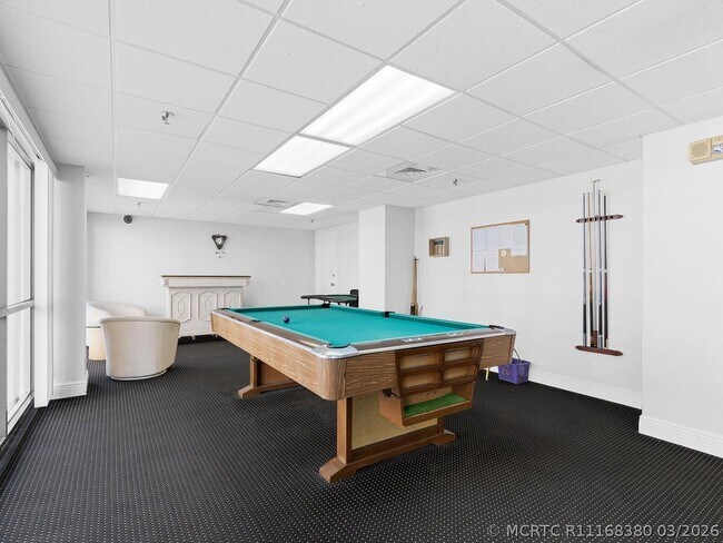Building Photo - 3301 S Ocean Blvd