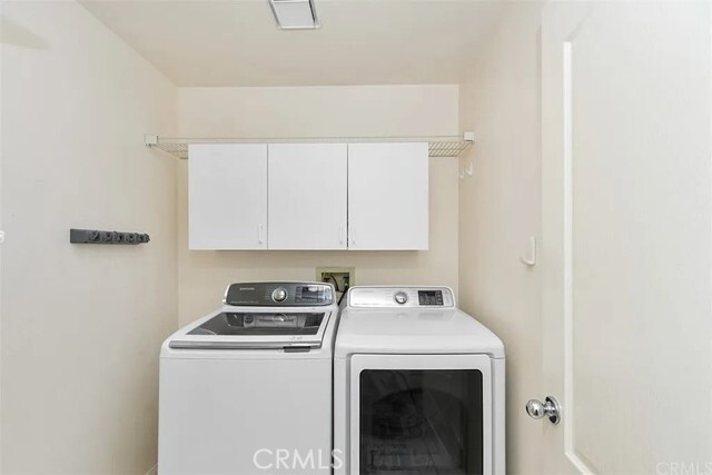 Building Photo - 908 S Lone Pine Ln