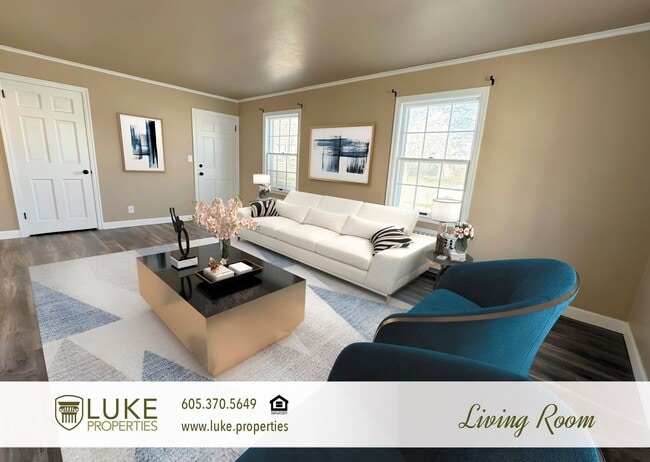 Building Photo - 904 S 2nd Ave