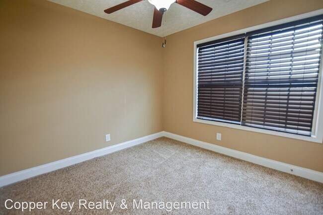 Building Photo - 3 br, 2 bath House - 979 Guinevere Court