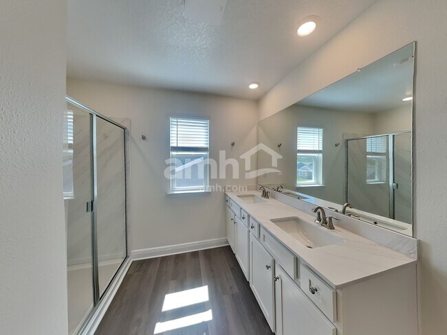 Building Photo - 3715 Center Cove Lane