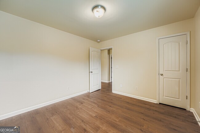 Building Photo - 1123 Easley Ct SE
