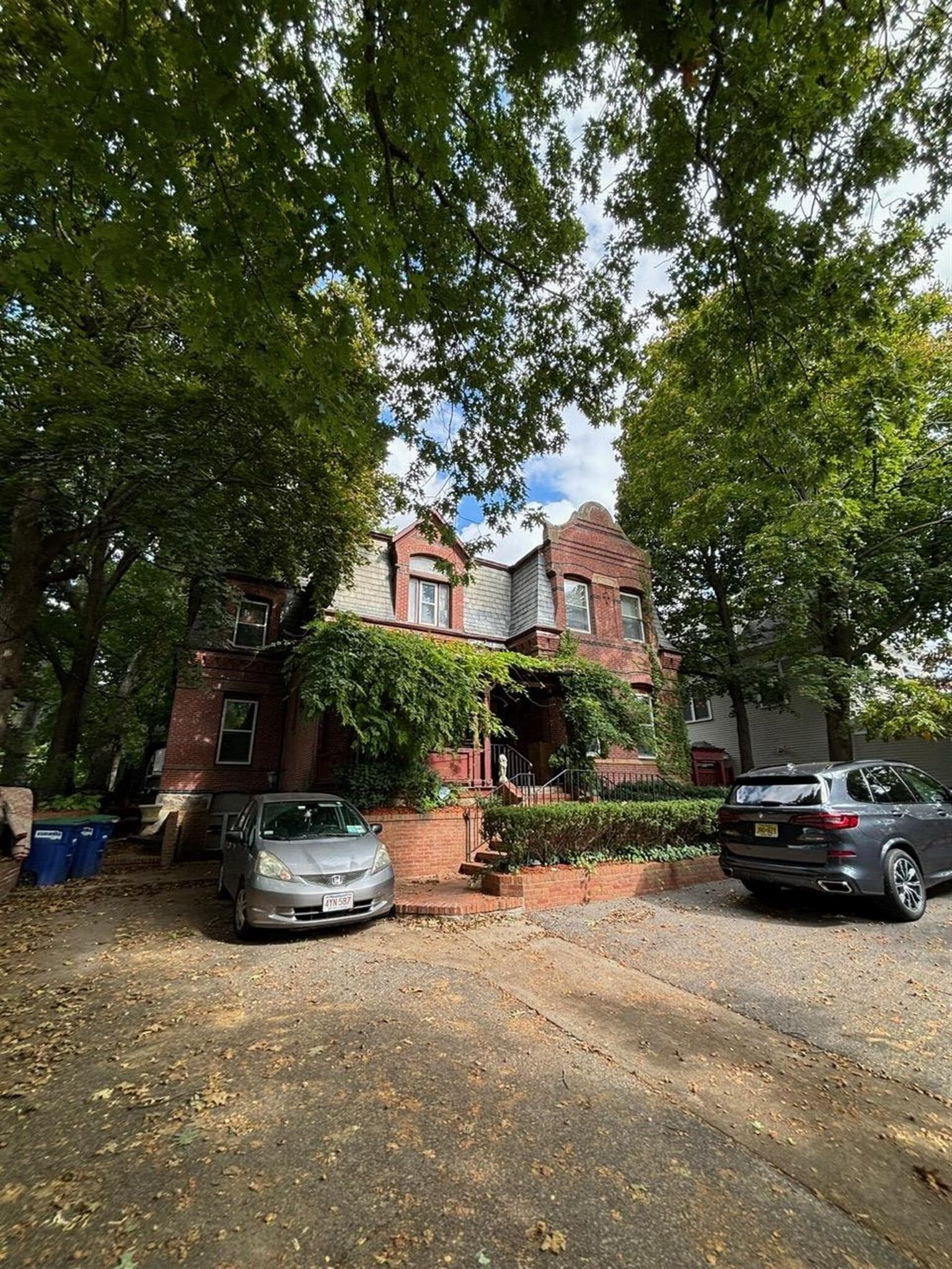 Building Photo - 175 Summer St