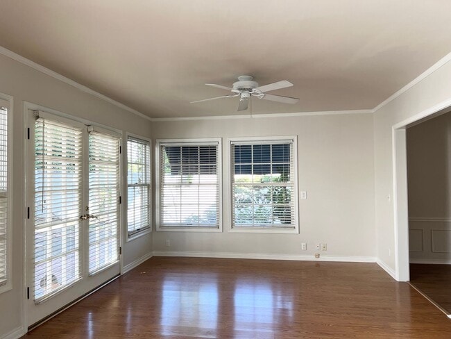 Building Photo - 3205 George Cir