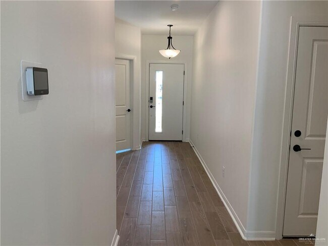 Building Photo - 3908 Highland Ave