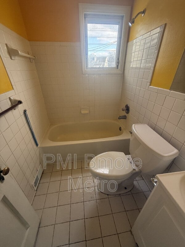 Building Photo - 33 Portship Rd