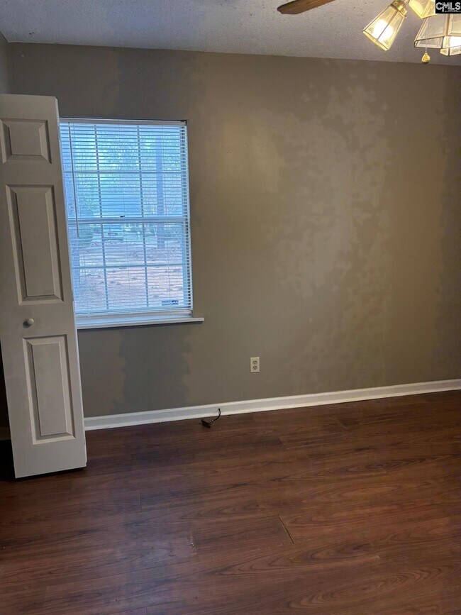 Building Photo - 49B Battery Walk Ct