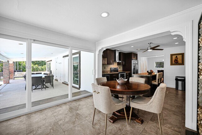 Building Photo - 7700 SW 139th Ter