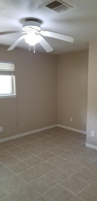 Building Photo - 24506 Cottonwood Cove Ln