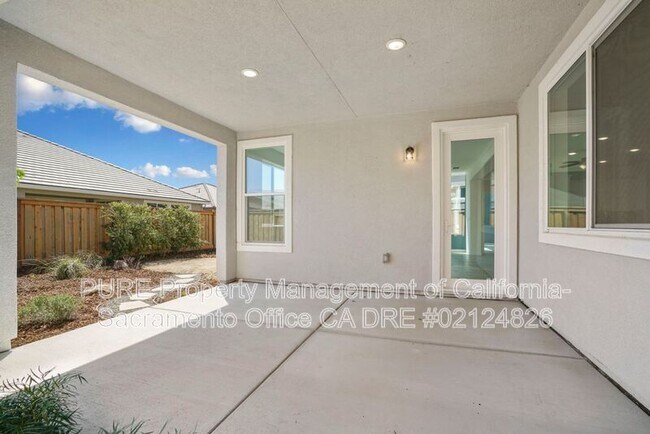 Building Photo - 273 Cask Dr