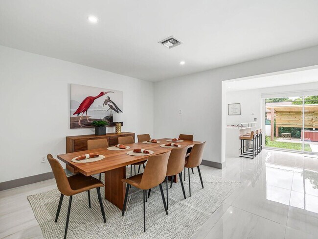 Building Photo - 16010 NW 37th Ct