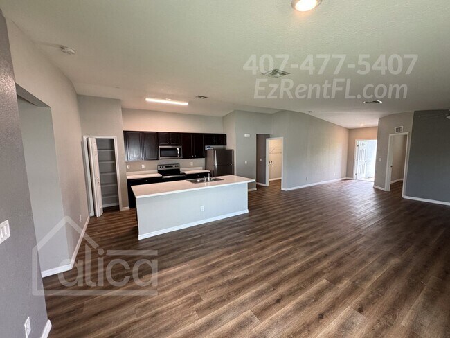 Building Photo - Coming Soon – Spacious 4-Bedroom Home in L...