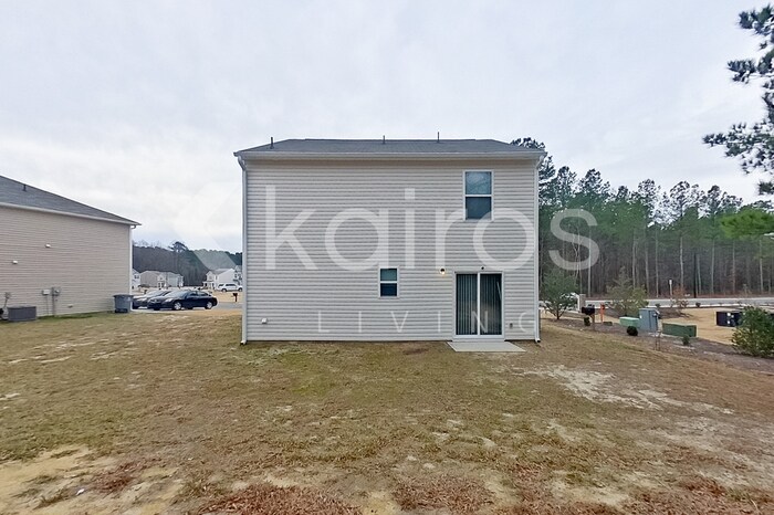 Building Photo - 124 Glory Dr