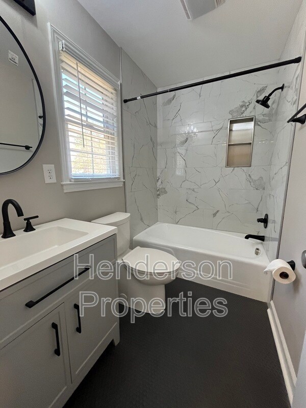 Building Photo - 5906 Colchester Pl