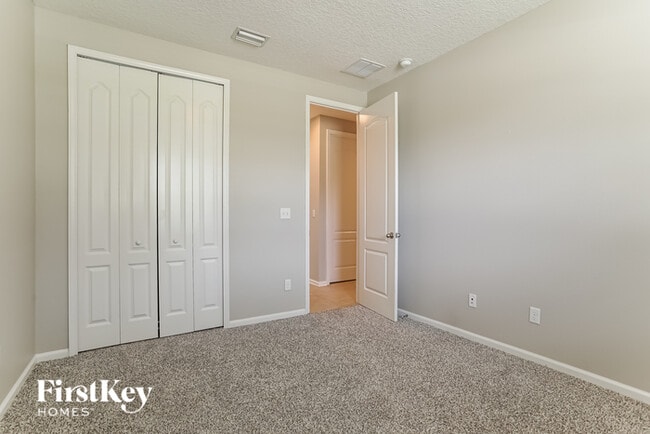 Building Photo - 5206 Glenlaurel Oaks Ct