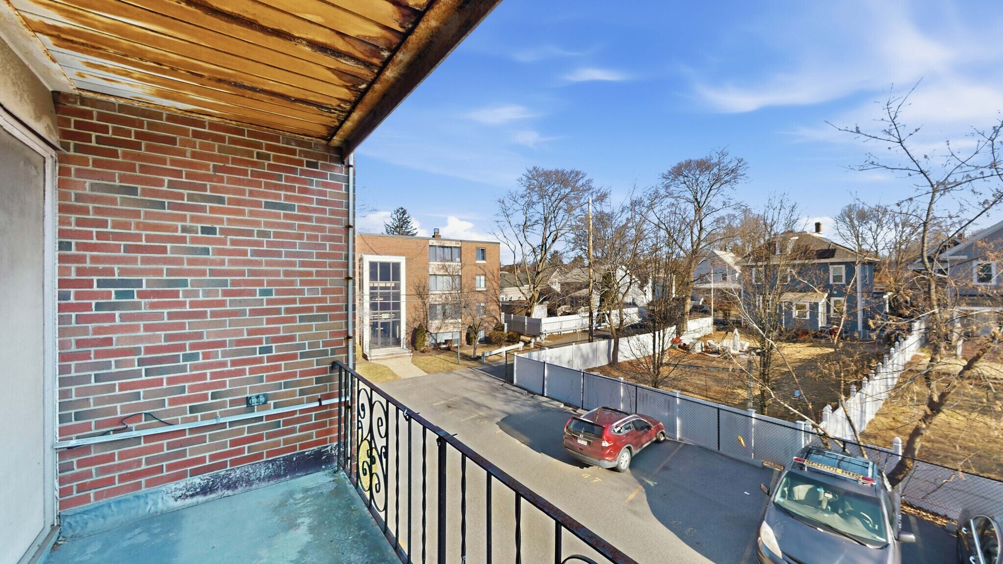 Building Photo - 175 W Wyoming Ave