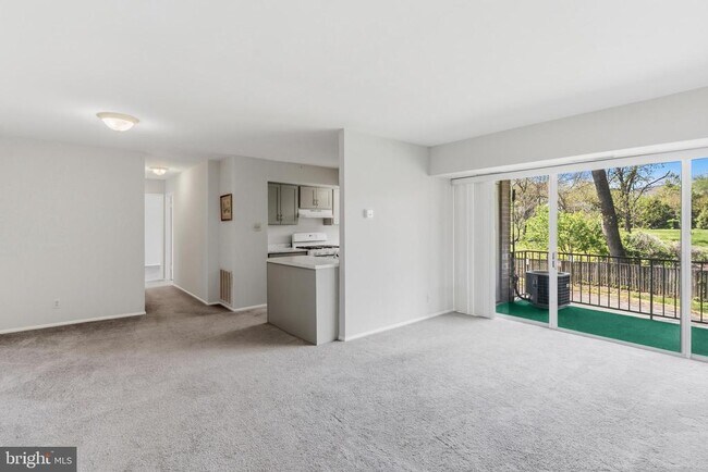 Building Photo - 3712 N Rosser St