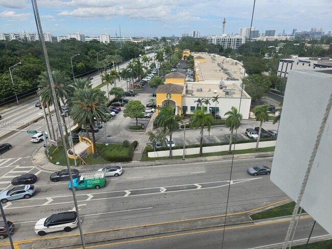 Building Photo - 13499 Biscayne Blvd