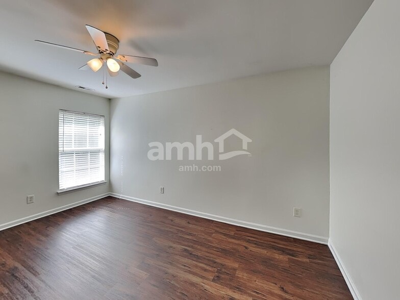 Building Photo - 11635 Erwin Ridge Ave