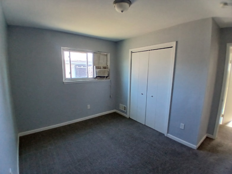 Building Photo - 5683 Gertrude St