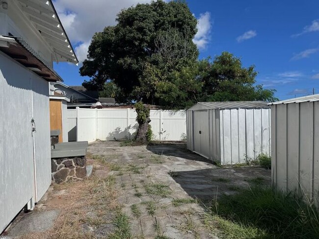 Building Photo - 4 Bed/2 Bath House - Close to University o...