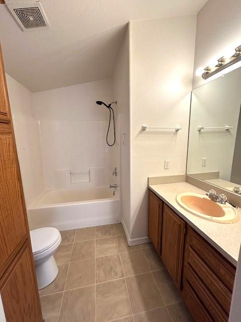 Building Photo - 640 E Shaver St