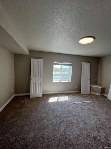 Building Photo - 3987 Wyedale Wy