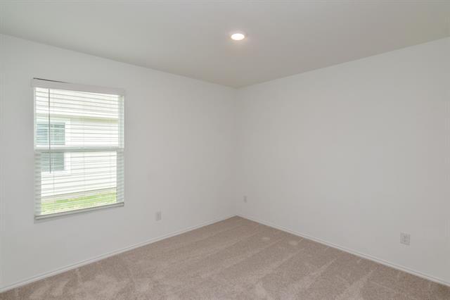 Building Photo - 3004 Coyote Way