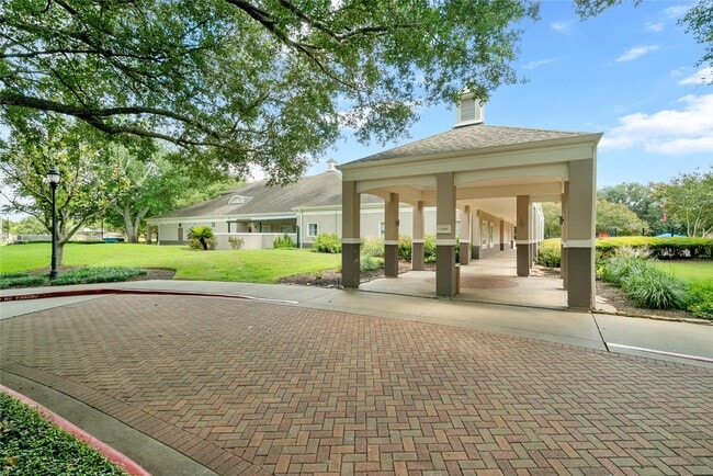 Building Photo - 6418 Parkriver Crossing