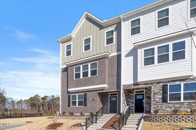 Building Photo - 738 Dorset Strm Dr