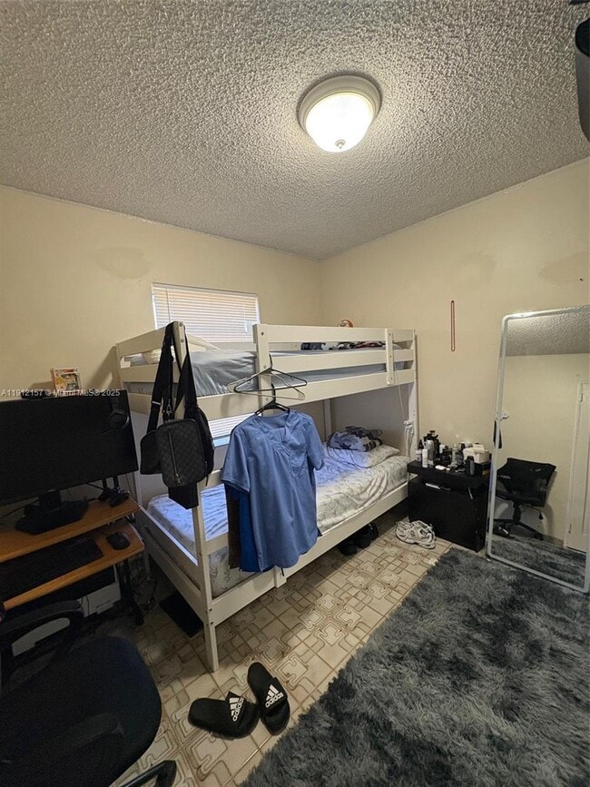 Building Photo - 536 E 27th St