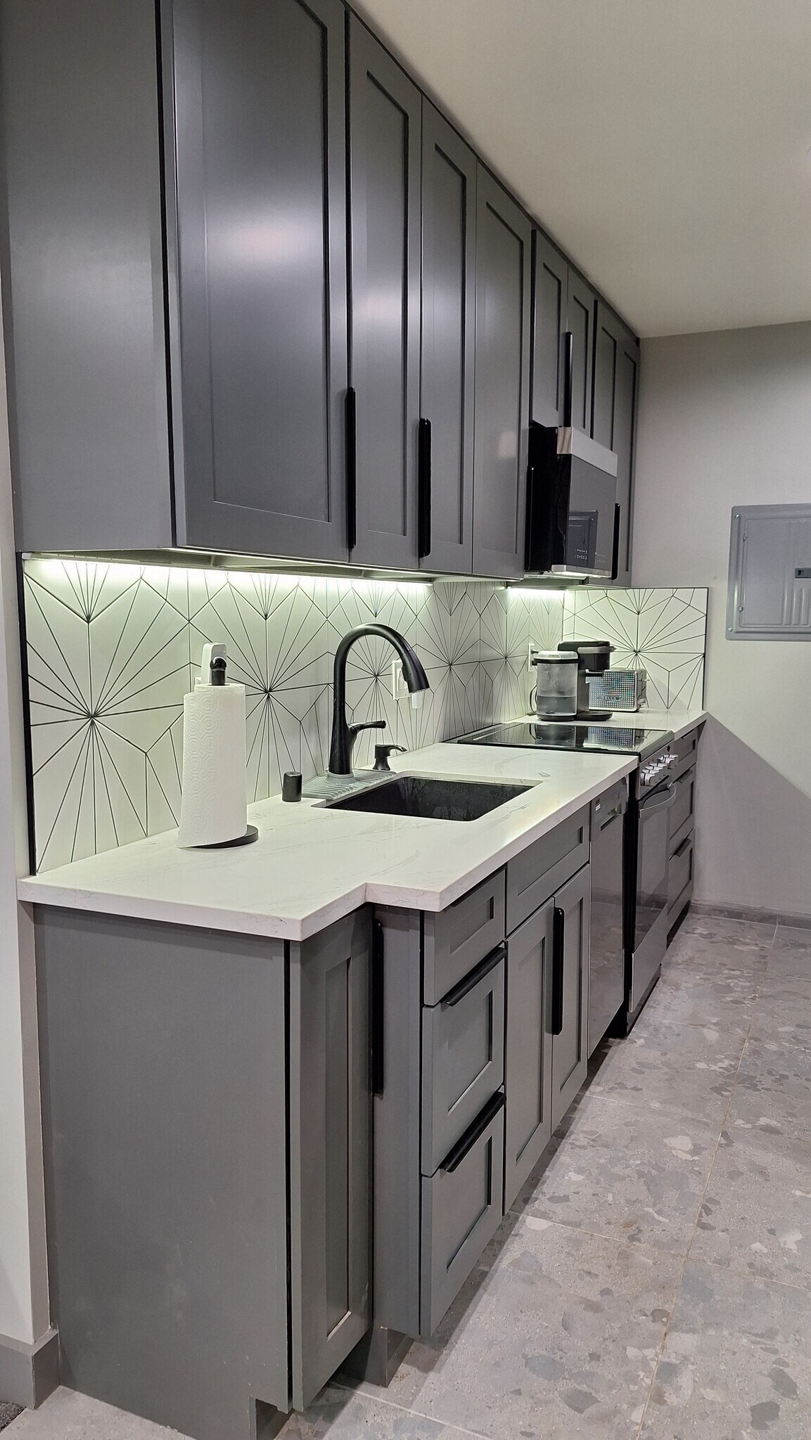 Building Photo - 6216 Paseo Canyon Dr