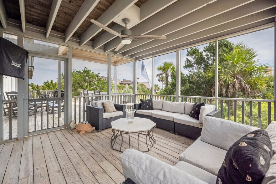 Building Photo - 409 Debordieu Blvd